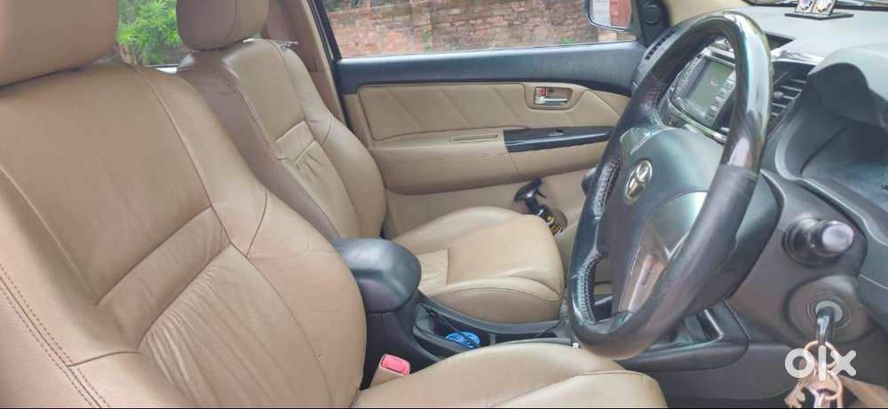 Toyota Fortuner 2015 Diesel Well Maintained