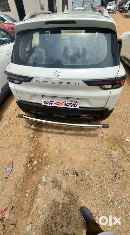 Maruti Suzuki Brezza 1.5 Vxi Smart Hybrid, 2024, Petrol