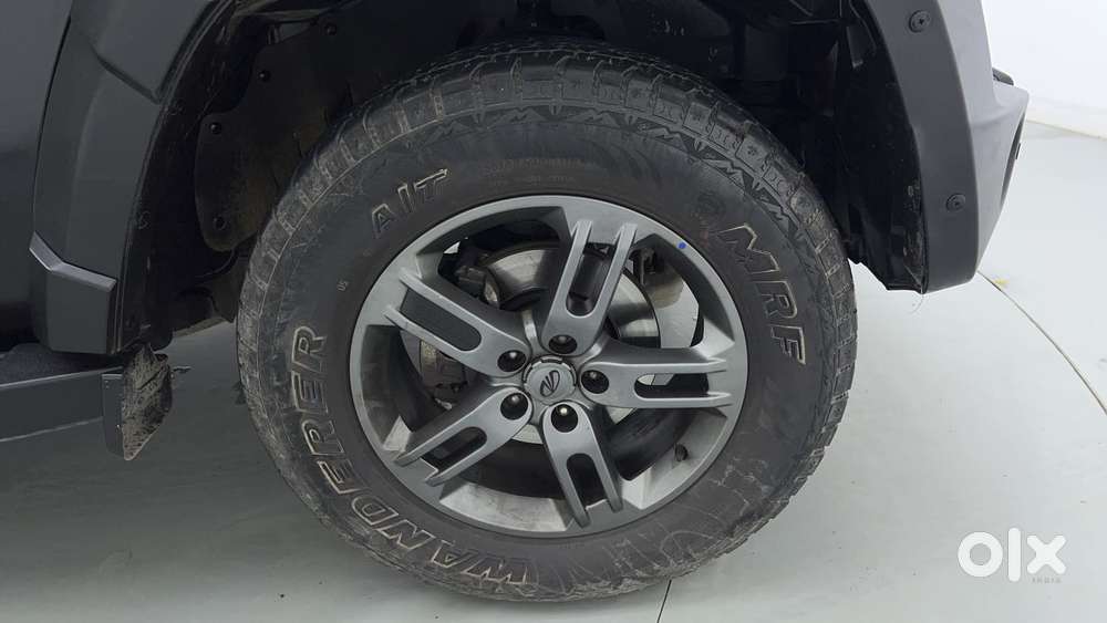 Mahindra Thar 2.0 Lx Hard Top Petrol At 4 Rwd, 2022, Petrol