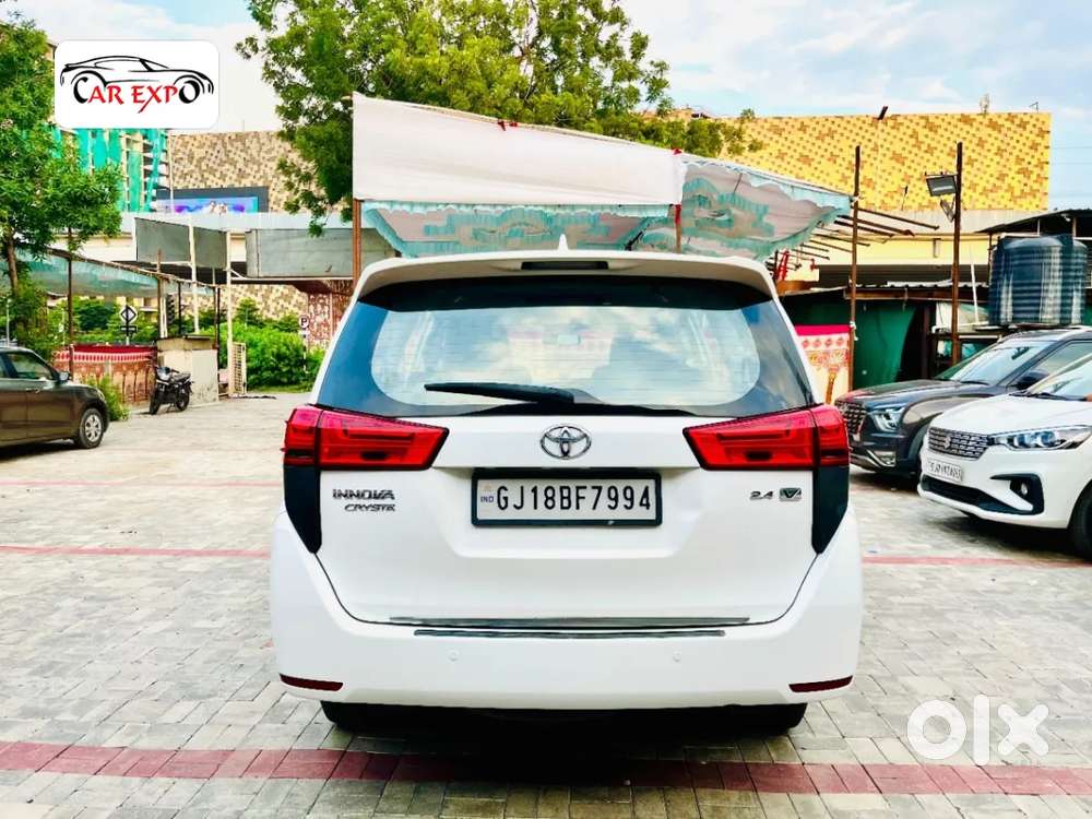 Toyota Innova Crysta 2.4 V 7 Str, 2016, Diesel