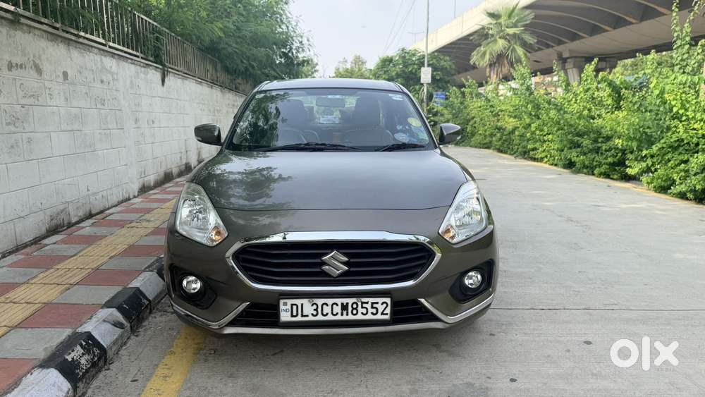 Maruti Suzuki Swift Dzire Amt Zxi, 2017, Petrol