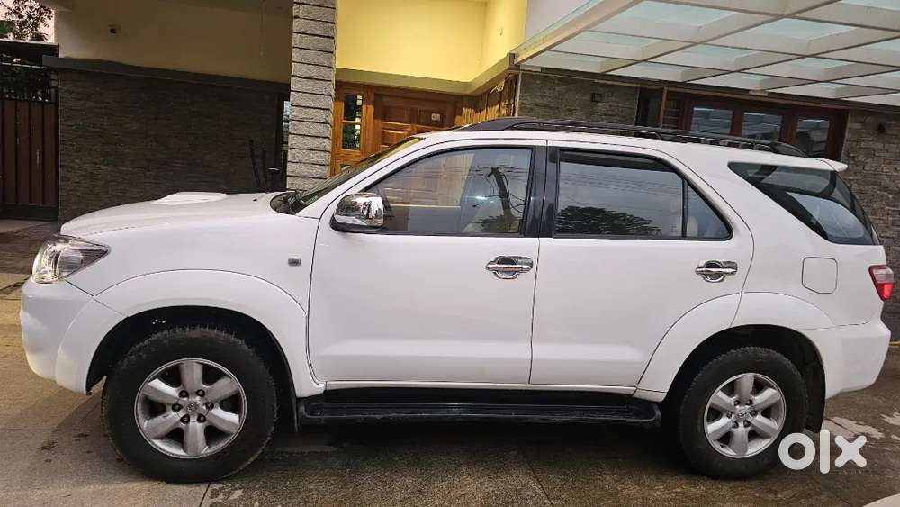 Toyota Fortuner 4x4 2011 Diesel