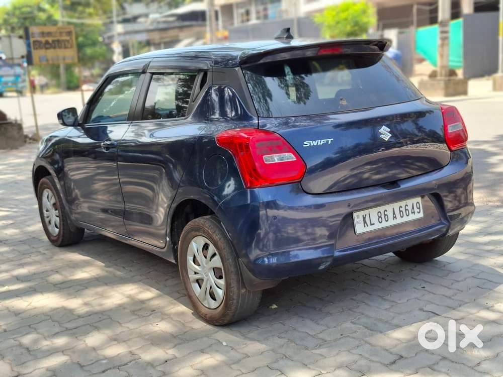 Maruti Suzuki Swift Vxi Abs Bsiv, 2022, Petrol