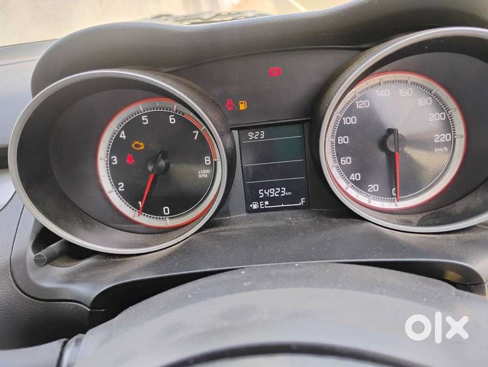 Maruti Suzuki Swift Vxi + Manual, 2021, Petrol