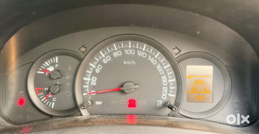 Maruti Suzuki Swift Dzire Ldi (o), 2015, Diesel