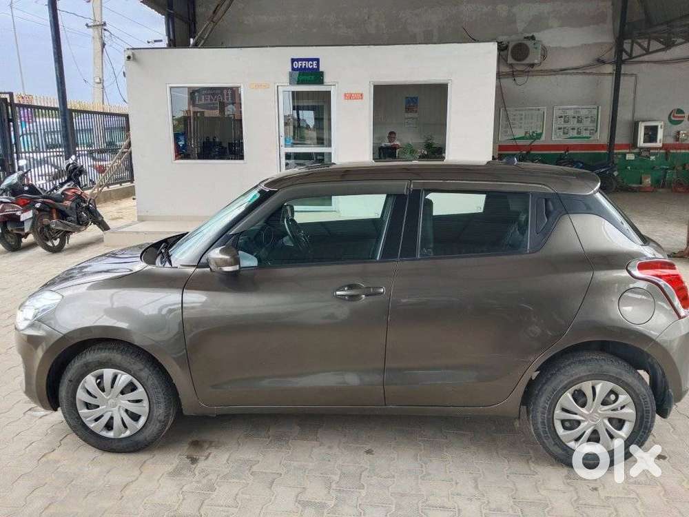 Maruti Suzuki Swift Vxi, 2020, Petrol