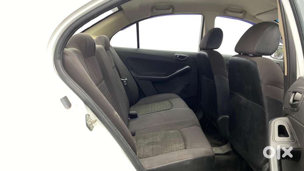 Tata Zest 1.2 Revotron Xe, 2015, Petrol