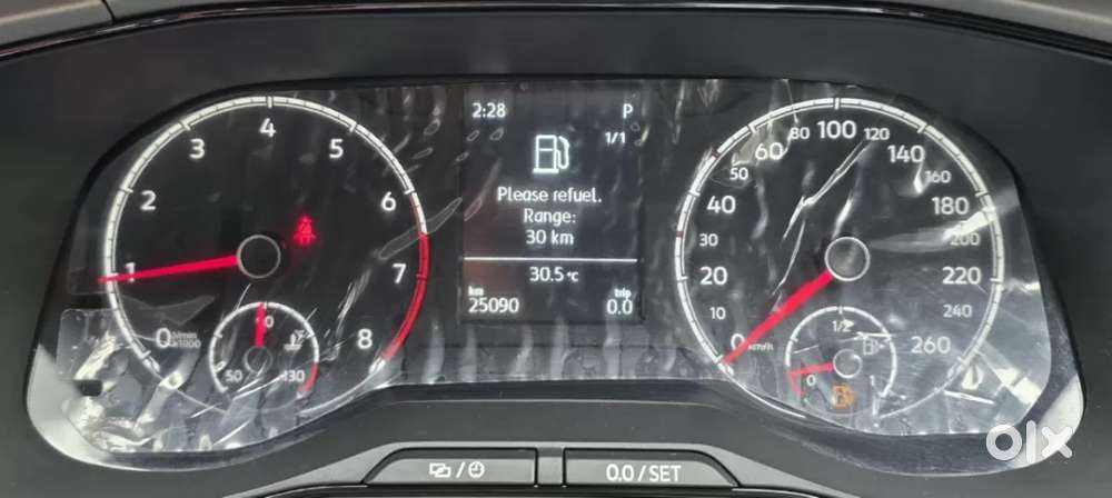 Volkswagen Taigun 1.0 Tsi Highline At, 2022, Petrol