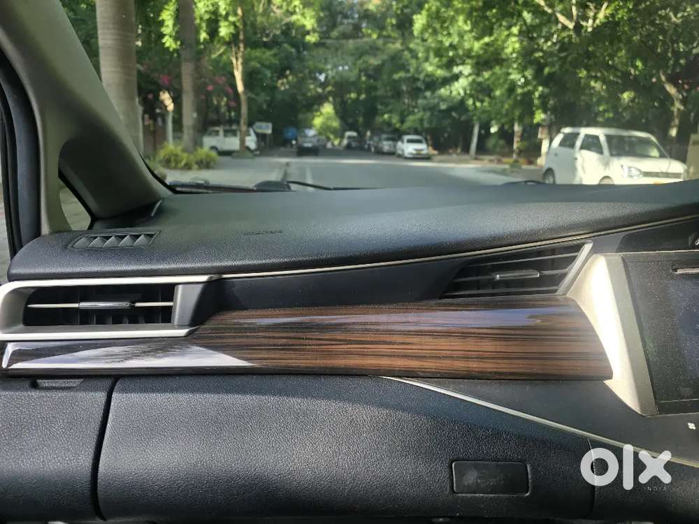 Toyota Innova Crysta Automatic Diesel 2016