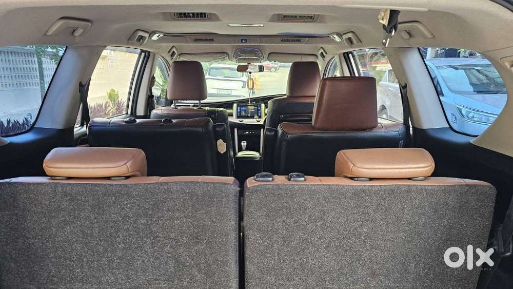 Toyota Innova Crysta 2.8z Automatic, 2017, Diesel