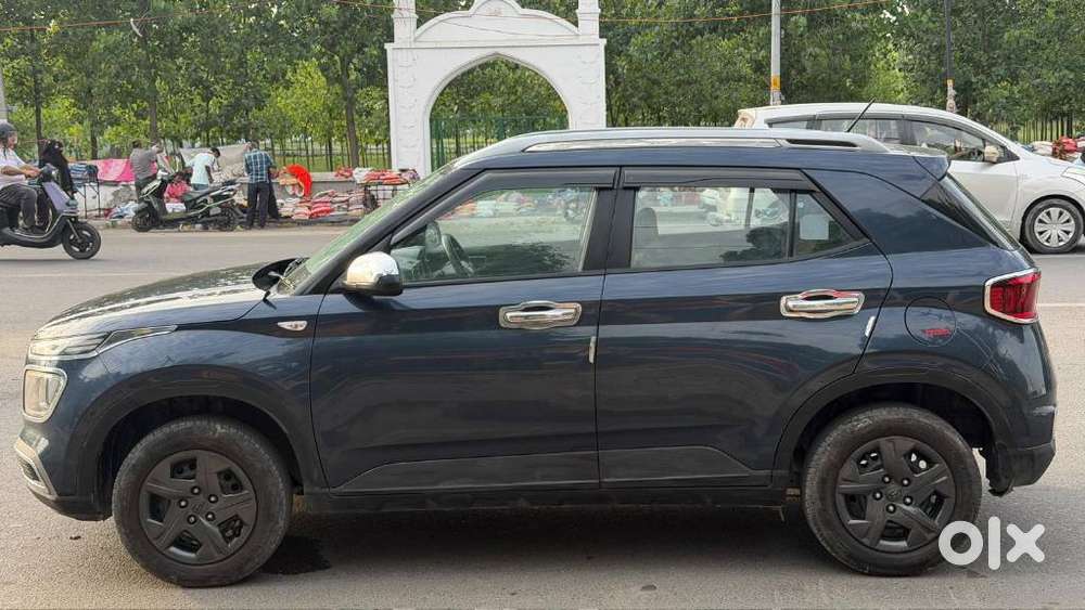 Hyundai Venue S Mt 1.2 Kappa, 2022, Petrol