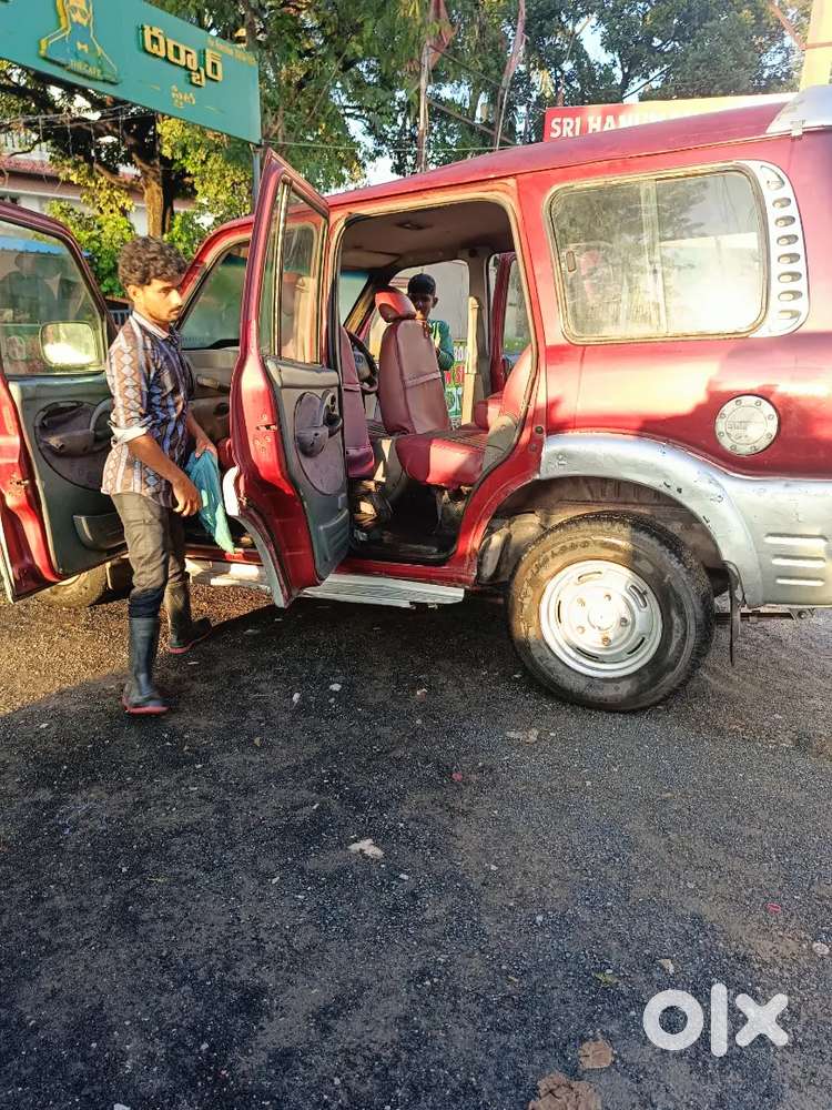 Mahindra Scorpio 2002 2.6 Dx