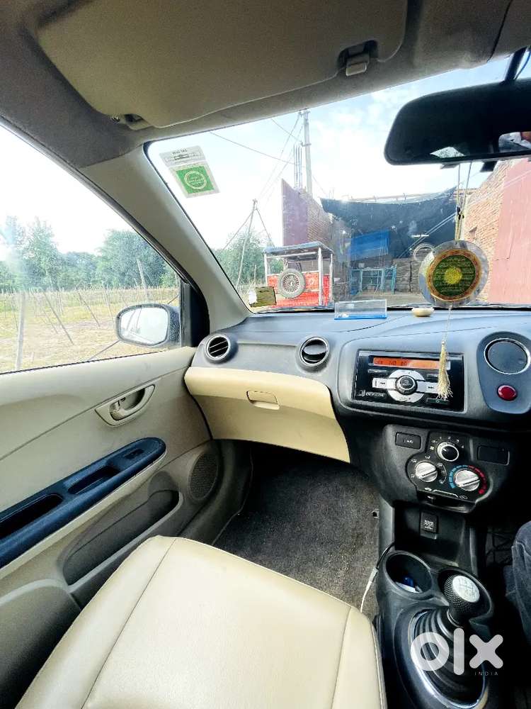 Honda Amaze Petrol Well Maintained Urgent Sell