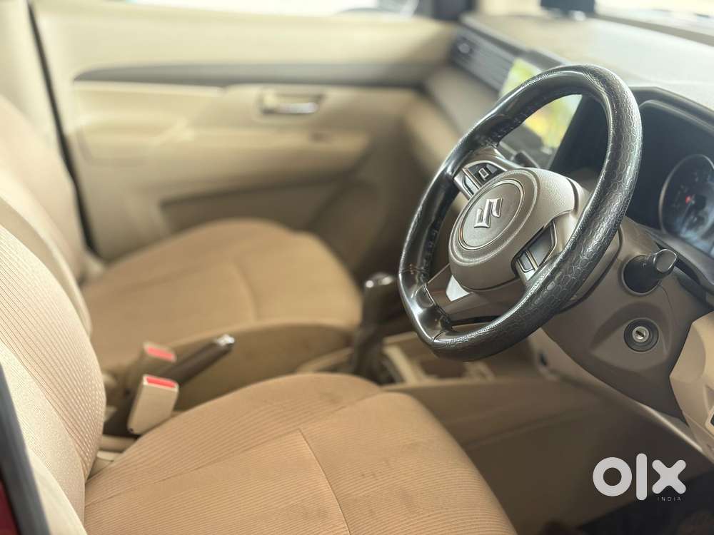 Maruti Suzuki Ertiga 1.5 Vxi, 2020, Petrol
