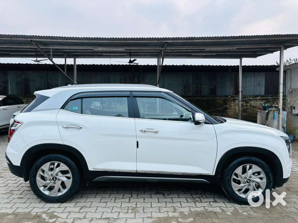 Hyundai Creta Sx Petrol Mt, 2023, Petrol