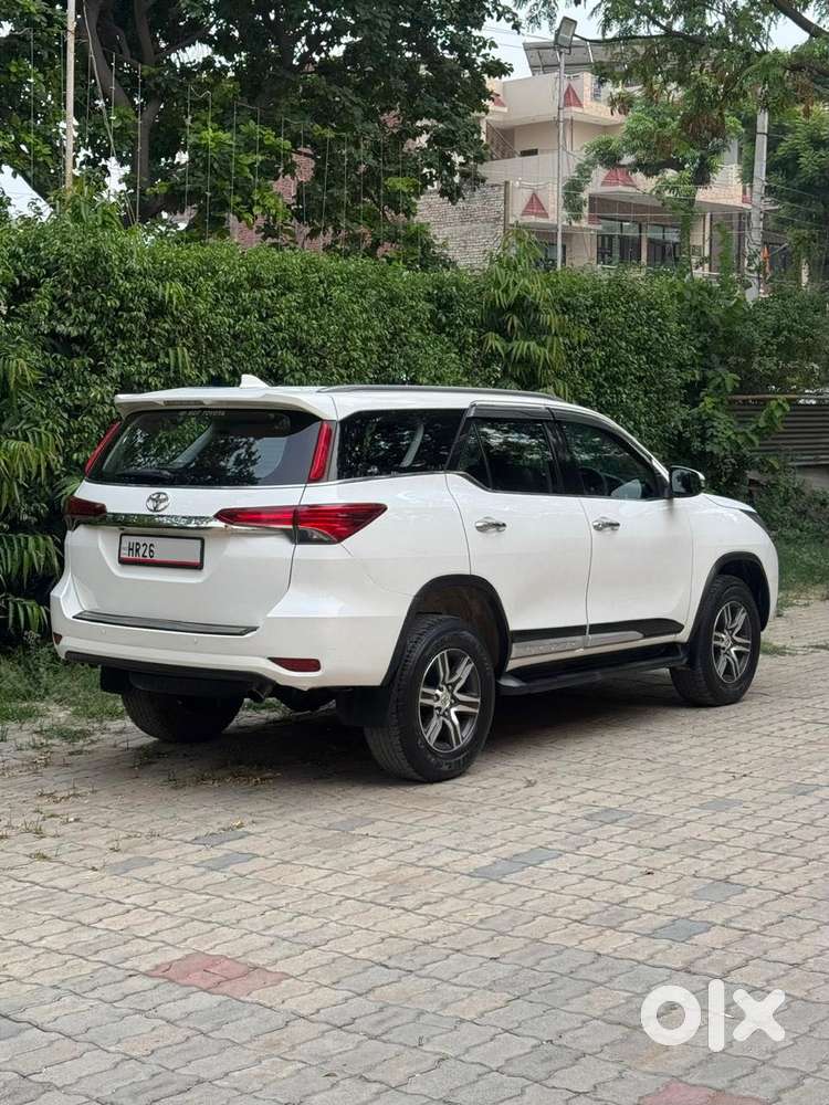 Toyota Fortuner 4x2 At, 2019, Diesel