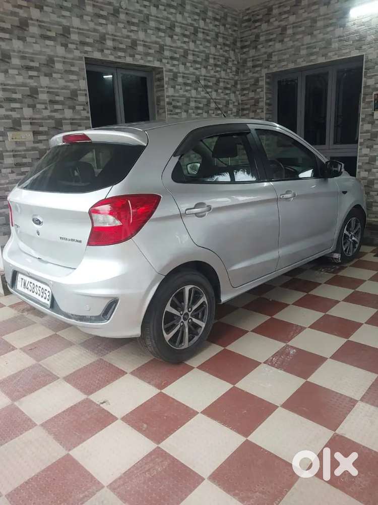 Ford Figo Titanium 2021