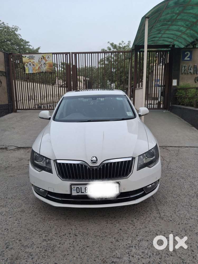 Skoda Superb 1.8 Elegance Tsi At, 2015, Petrol