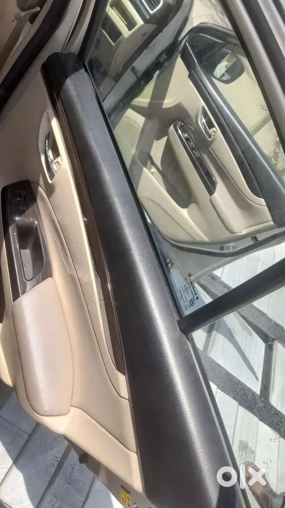 Maruti Suzuki Ciaz 2017 Diesel 96700 Km Driven 1st Owner