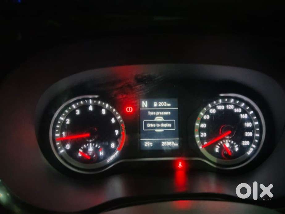 Hyundai Grand I10 Nios Sportz, 2023, Petrol