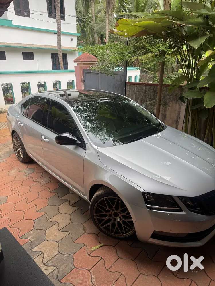 Skoda Octavia 2018 Diesel 320000 Km Driven