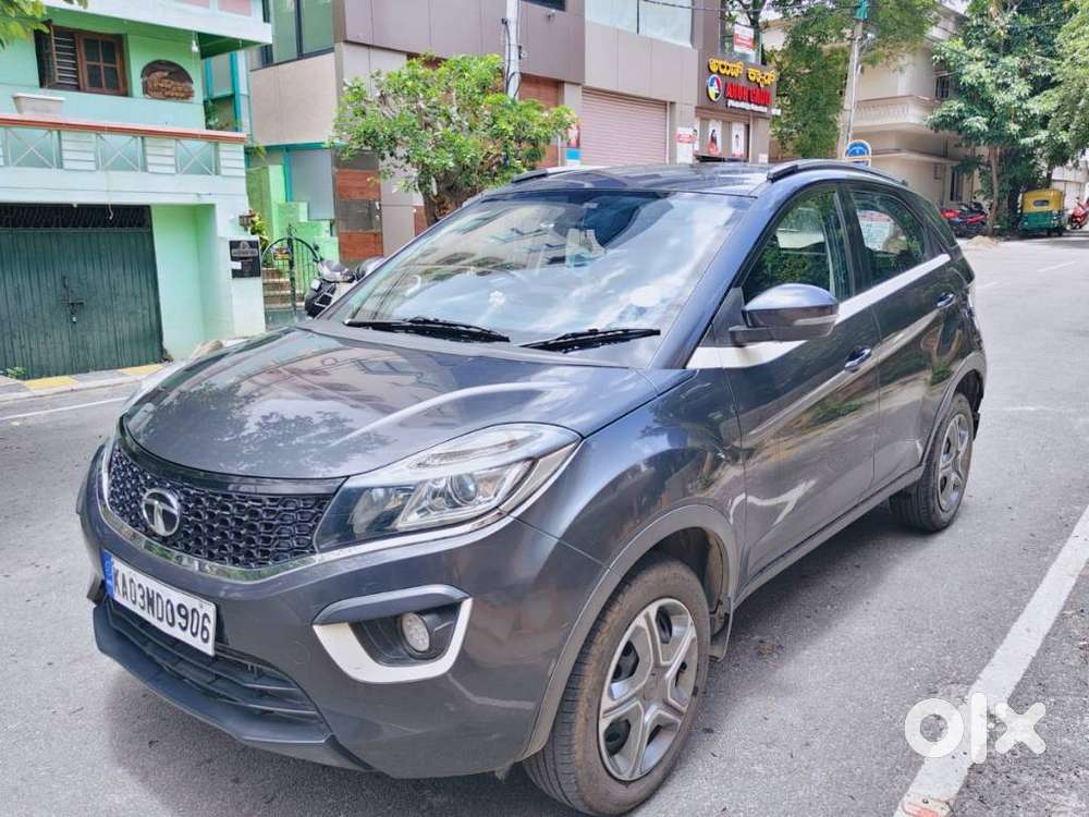 Tata Nexon 1.2 Revotron Xz Plus Dual Tone, 2018, Petrol