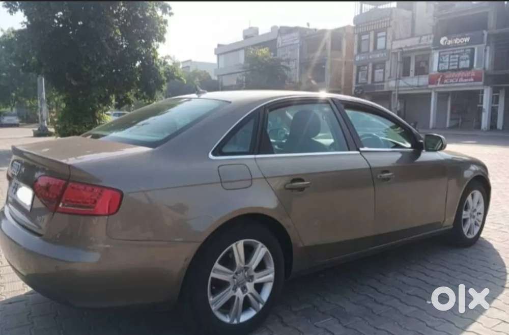 Audi A4, 2010, Petrol