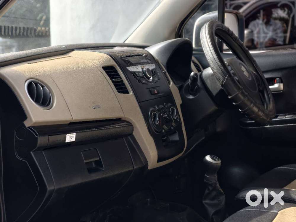 Maruti Suzuki Wagon R Vxi Optional, 2017, Petrol