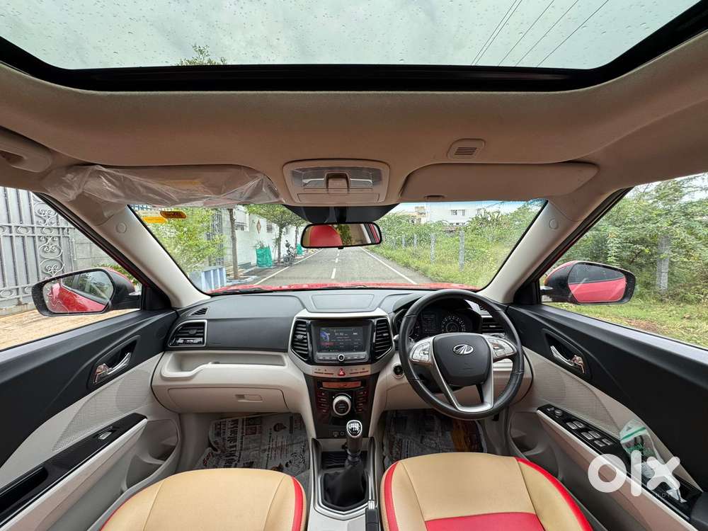 Mahindra Xuv300 W8 1.5 Diesel Dual Tone, 2022, Diesel