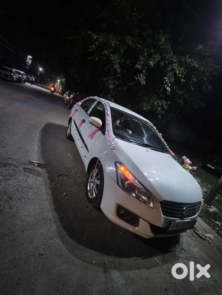 Maruti Suzuki Ciaz 2015 Top Model Good Condition Urgent Sell