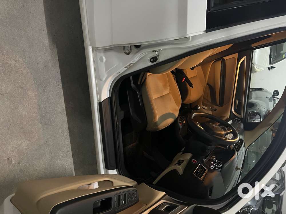 Honda Amaze Vx 2023 Petrol Well Maintained