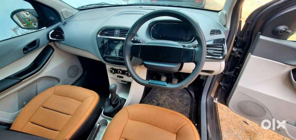 Tata Tiago 1.2 Revotron Xm, 2025, Petrol
