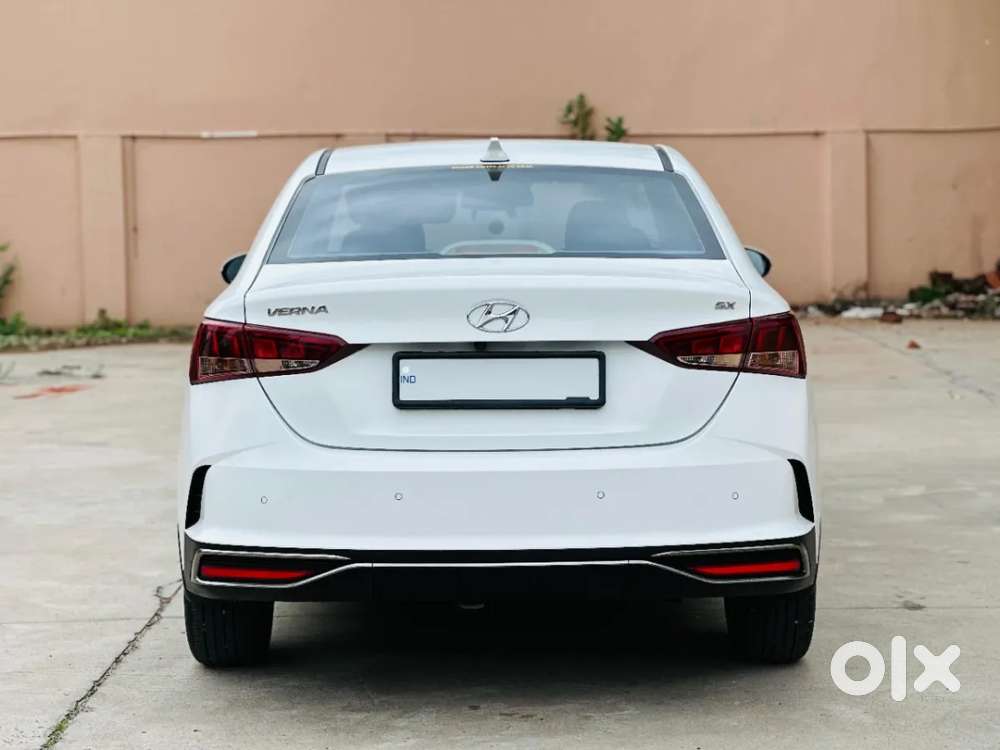 Hyundai Verna 1.5 Sx (o) Diesel At, 2022, Diesel