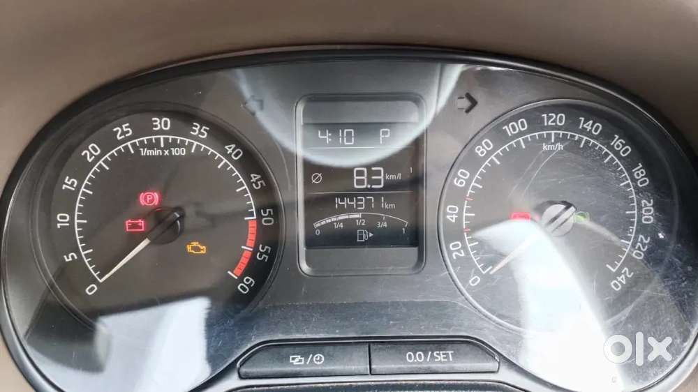 2016 Automatic Skoda Rapid 2016