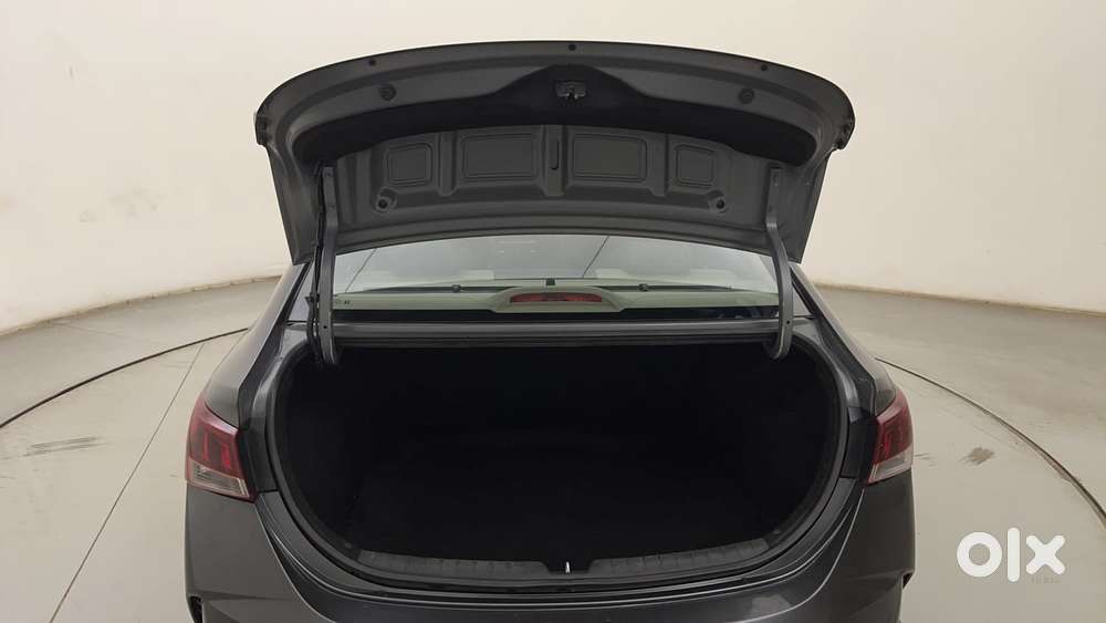 Hyundai Verna 1.5 Mpi Mt Sx (o), 2020, Petrol