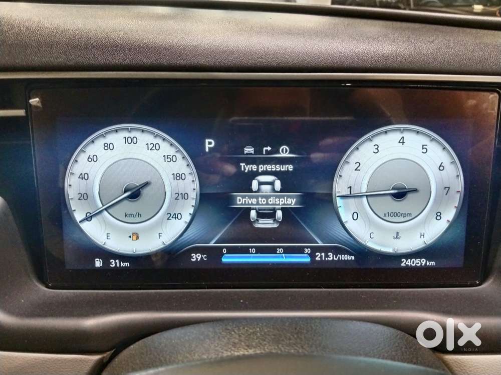 Hyundai Tucson 2.0 Platinum Petrol At, 2023, Petrol
