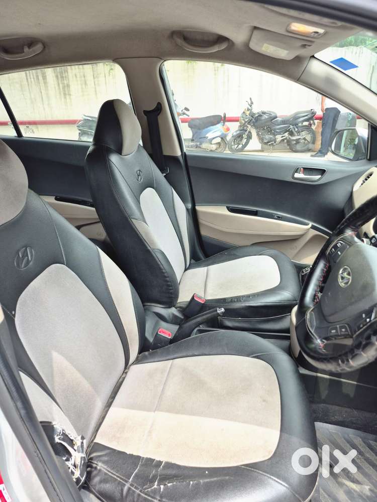 Hyundai Grand I10 Asta 1.1 Crdi (o), 2014, Petrol