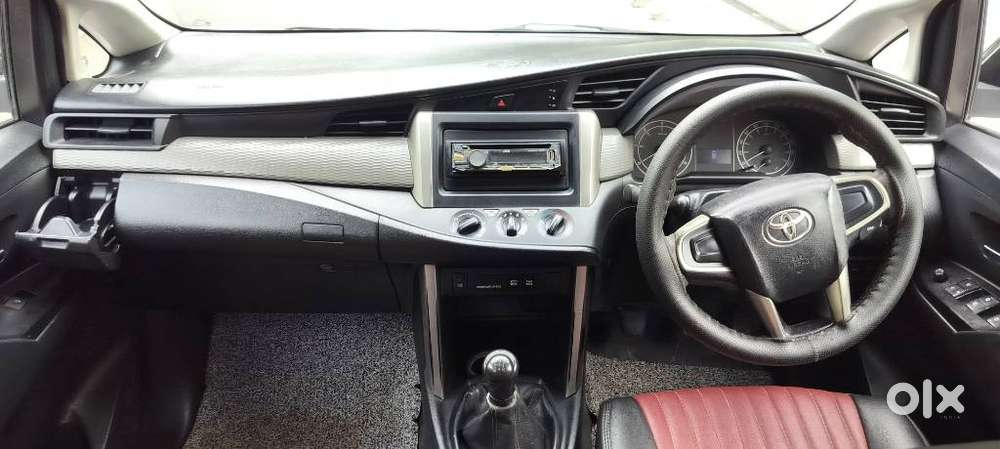 Toyota Innova Crysta 2.4 G Mt 7 Str, 2017, Diesel