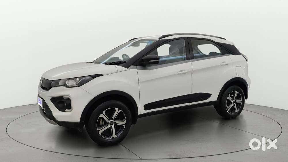Tata Nexon 1.2 Revotron Xza Plus Premium, 2022, Petrol