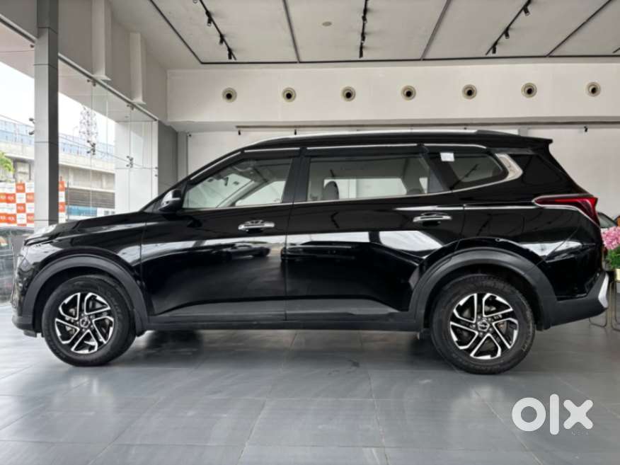 Kia Carens 1.5 Prestige Plus 7 Str Imt, 2023, Petrol