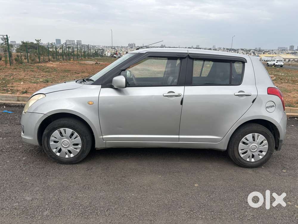 Maruti Suzuki Swift 1.3 Vxi, 2009, Petrol