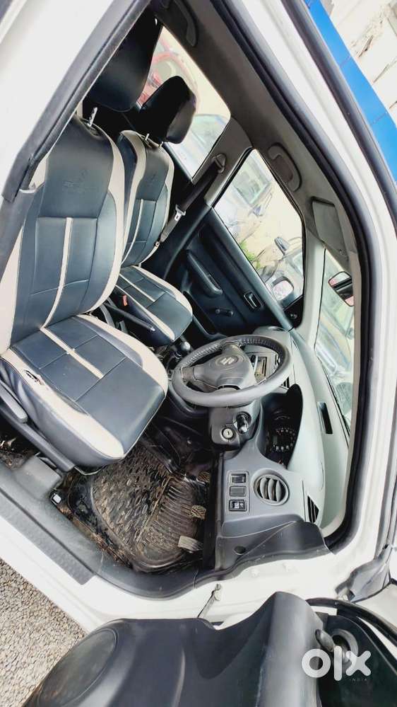 Maruti Suzuki Swift Dzire Tour Ldi, 2016, Diesel