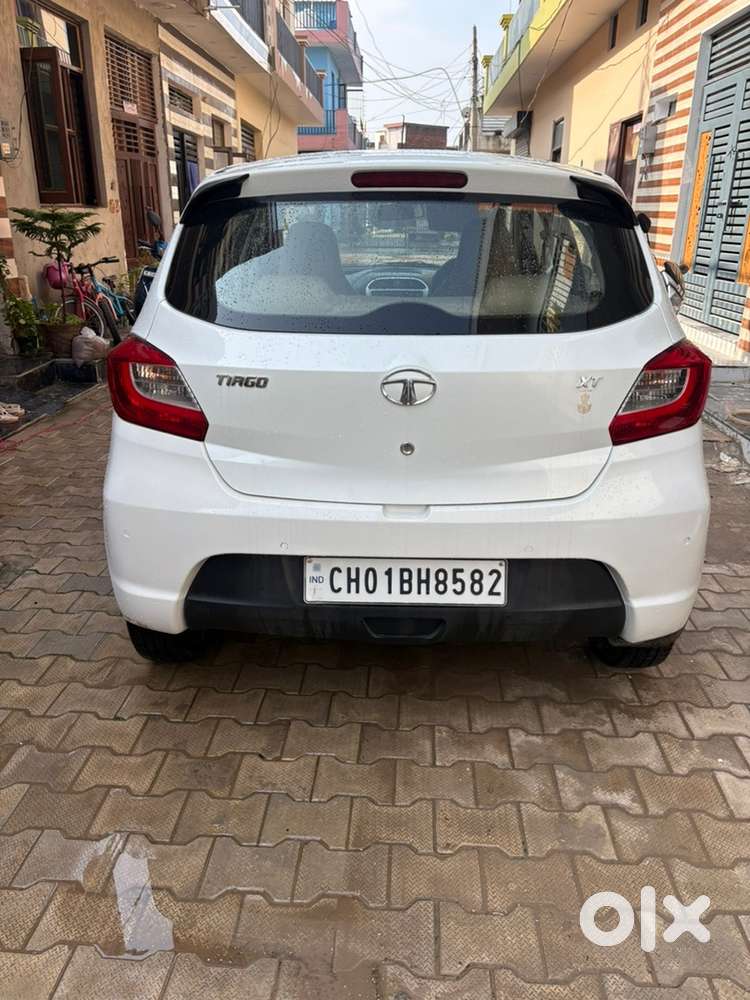 Tata Tiago Petrol 2016