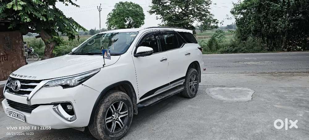 Toyota Fortuner Legender 2019