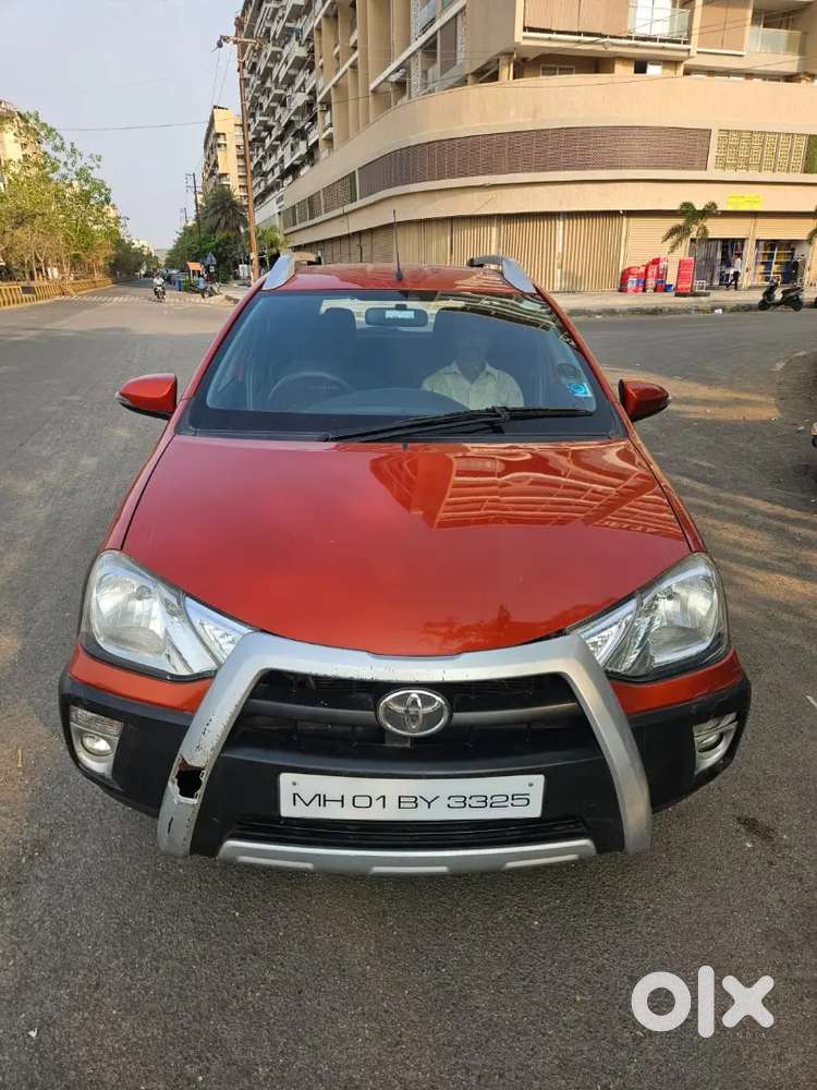 Toyota Etios Cross 2015