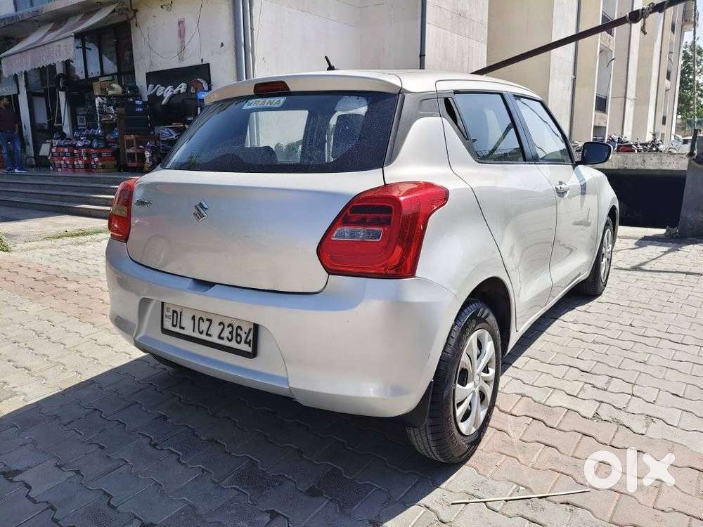 Maruti Suzuki Swift Vxi + Manual, 2018, Petrol