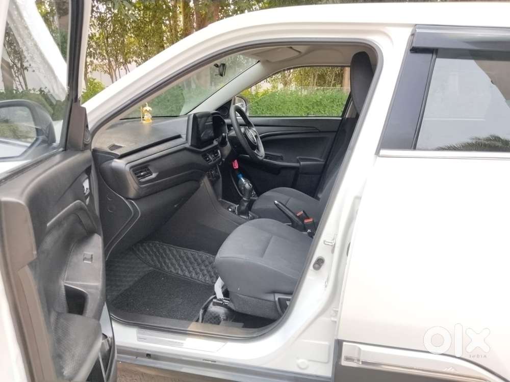 Maruti Suzuki Grand Vitara 1.5 Delta Smart Hybrid, 2023, Petrol