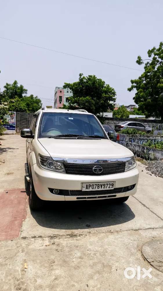 Tata Safari Storme 2013 Diesel 120000 Km Driven