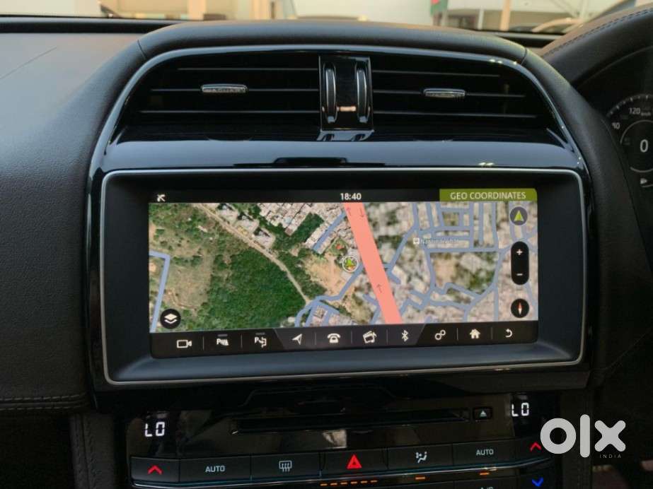 Jaguar F-pace Prestige 2.0 Petrol, 2019, Petrol