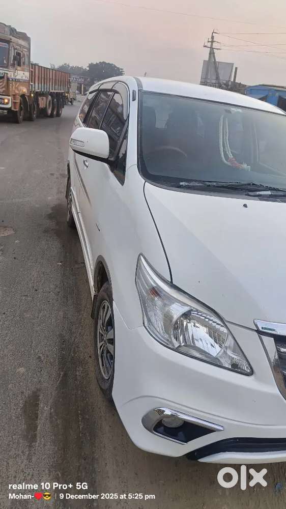 Toyota Innova 2015 Diesel 275000 Km Driven Well Maintained Chilled Ac